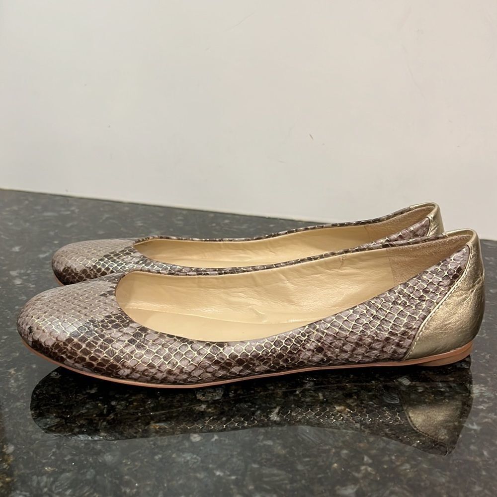 Saks Fifth Avenue Women’s Snake Skin Flats with Gold Heel. Size 6.5 M